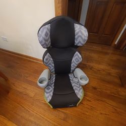Kids car seat booster evenflo