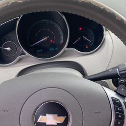 Chevy Malibu 2008  En Buenas Condiciones Pocas Millas  Pido 4000 Oh Mejor Oferta 