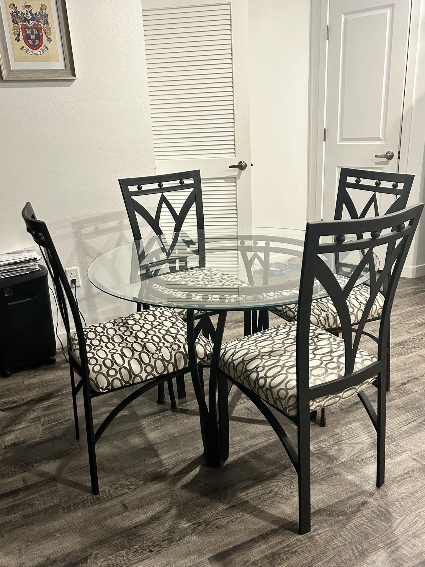 Thick Glass Table With 4 Chairs