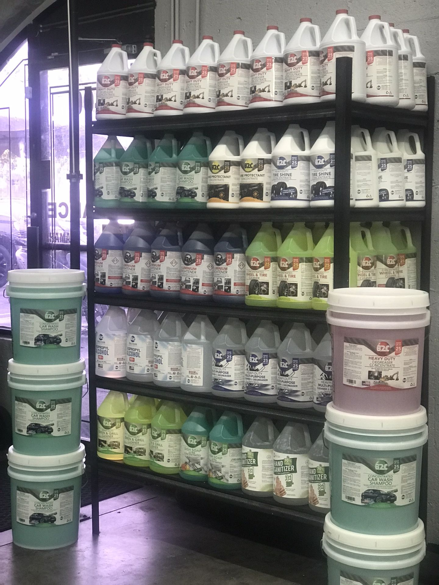 Todo tipo de produtos para limpieza de barcos