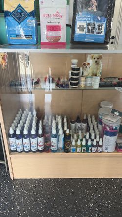 Pet supplies