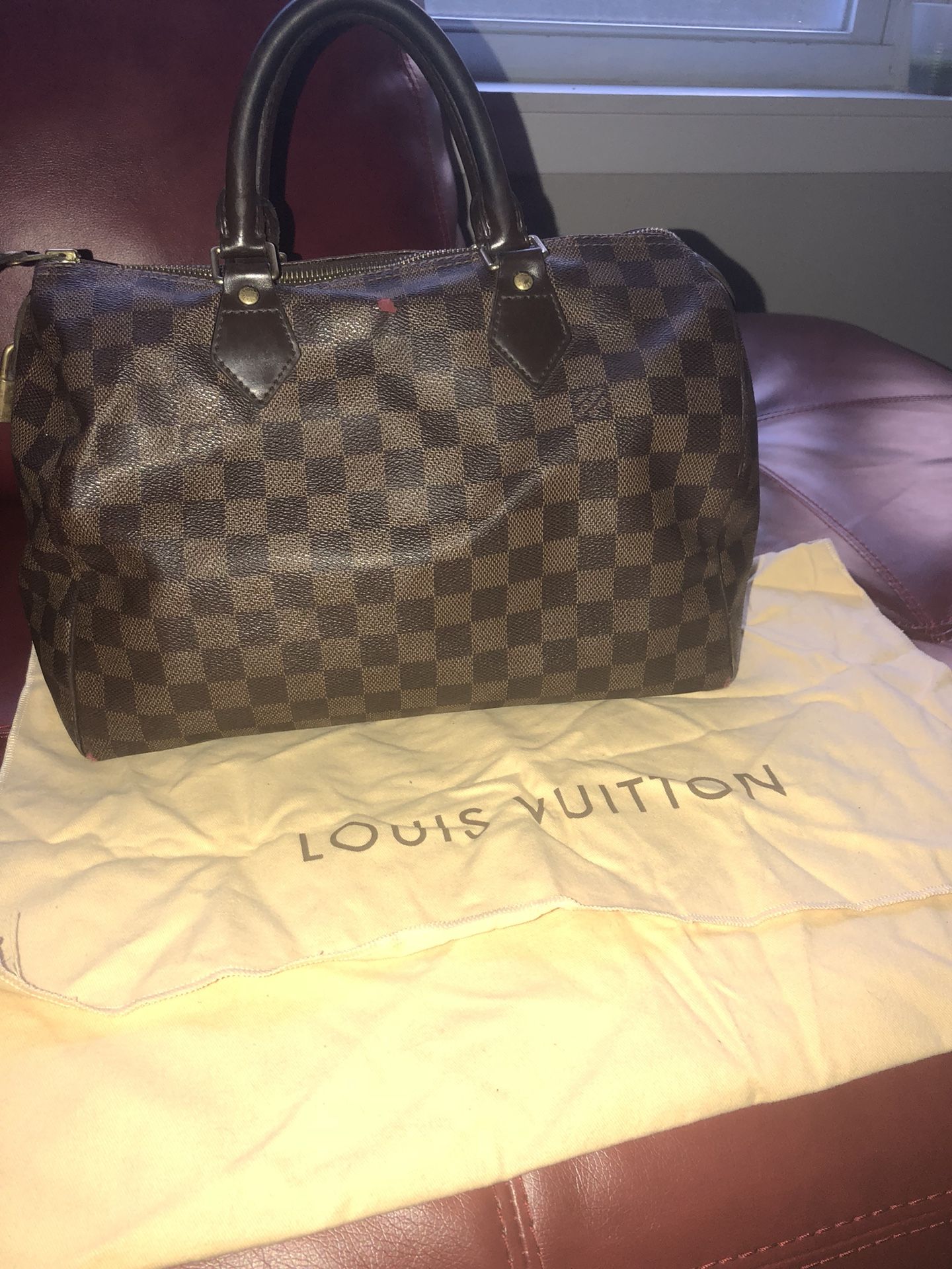 Louis Vuitton speedy bag 💼 30”