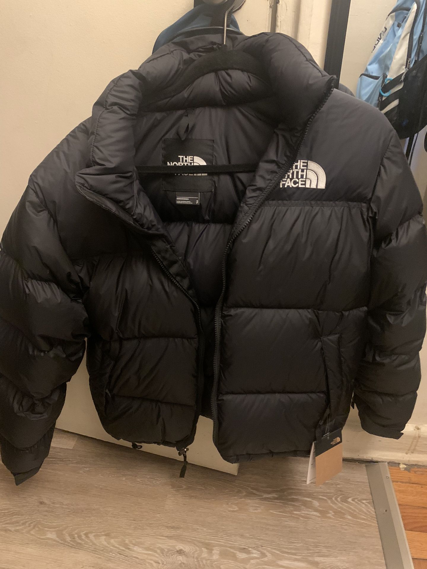 North Face Size Small Nuptuse Coat 