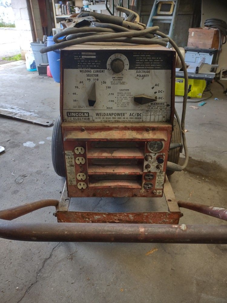 Lincoln Gasoline Powered Welder $1200 OBO