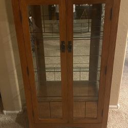 Beautiful Solid Wood Curio / Display Cabinet – Glass Doors & Shelves