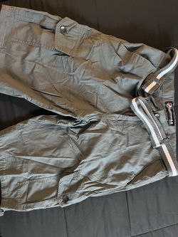 Southpole Cargo Shorts Men’s Size 32 USED