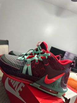 LeBron Nike 7y (8.5 Women)