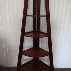 5 Tiers Wooden Corner Shelf, Cash Only 