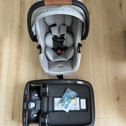 Safety 1st Infant Car Seat SLIDE DLX brand New!