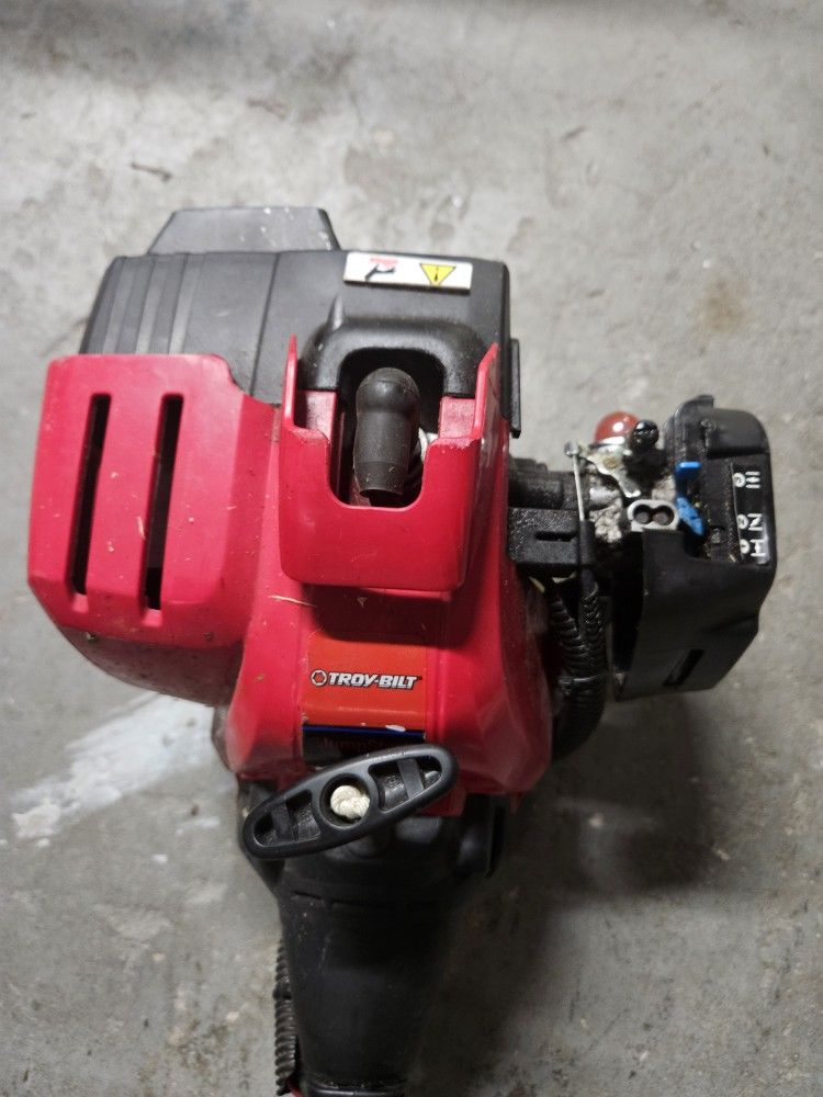 Troy-Bilt Gas Trimmer With Edger Attachment And Jumpstart Drill Bit