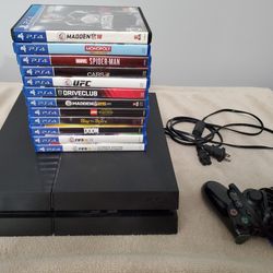 Playstation 4 With 12 Games