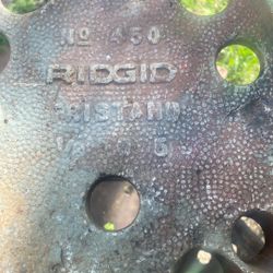 RIDGID  1/8 To 5 ‘’ Tripod 