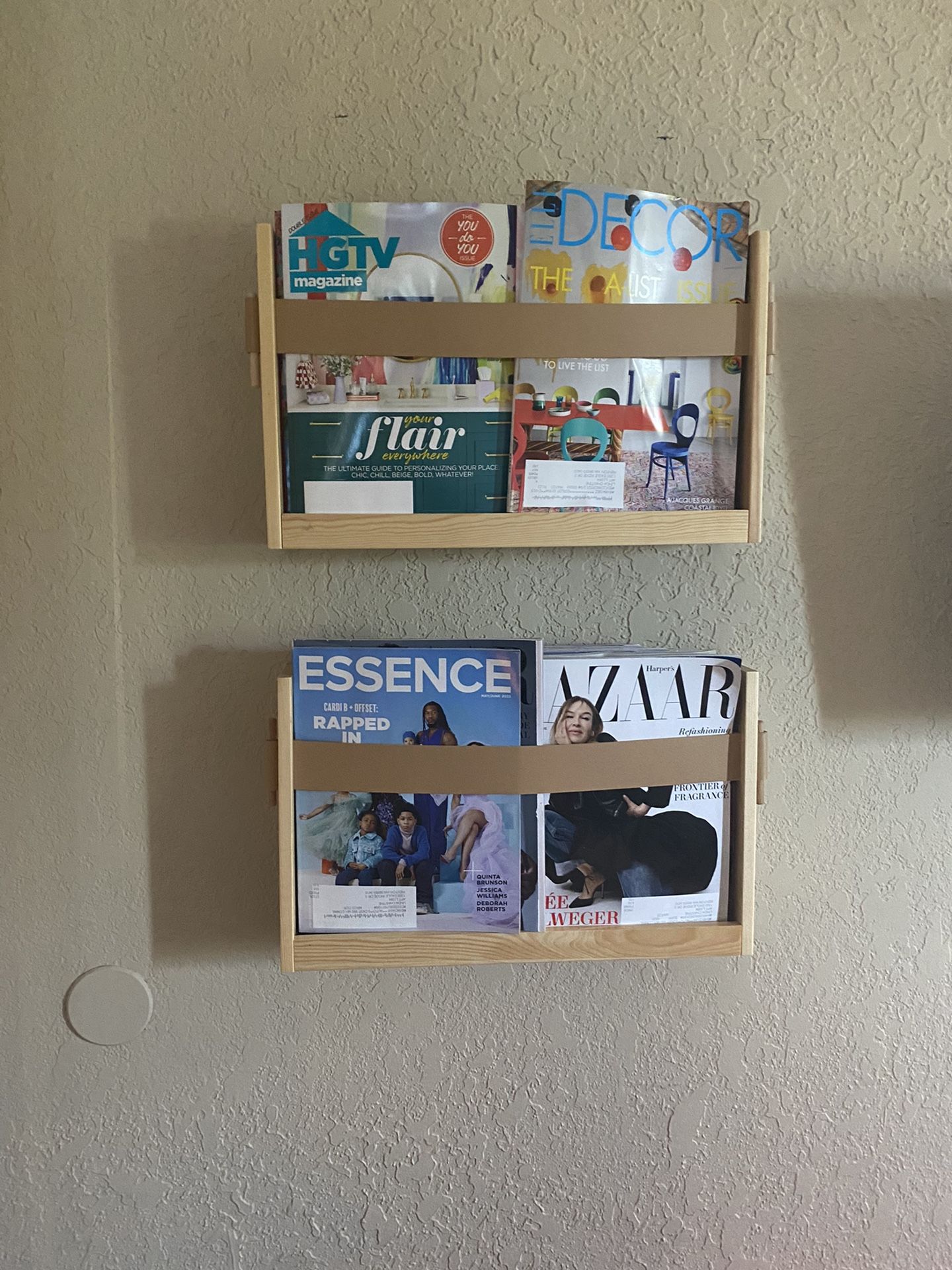 Wood Magazine/bookshelves 
