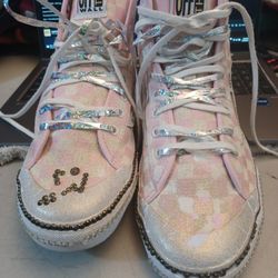 Vans Womens High Top Sneakers Size 7.5