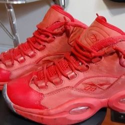 Red reboks 
