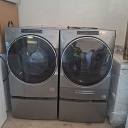 Whirlpool Steam Washer/Electric front load set