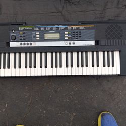 Yamaha PSR E243 KEYBOARD 