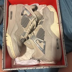 Jordan 4 