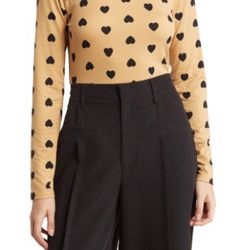 BY DESIGN Turtleneck Long Sleeve Jersey Top   HEARTS CAMEL/ BLACK, Size Large