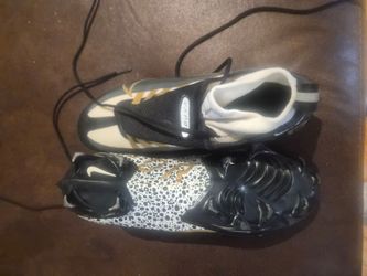 Nike Vapor Edge Pro 360 Football Cleat