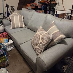 7' Couch