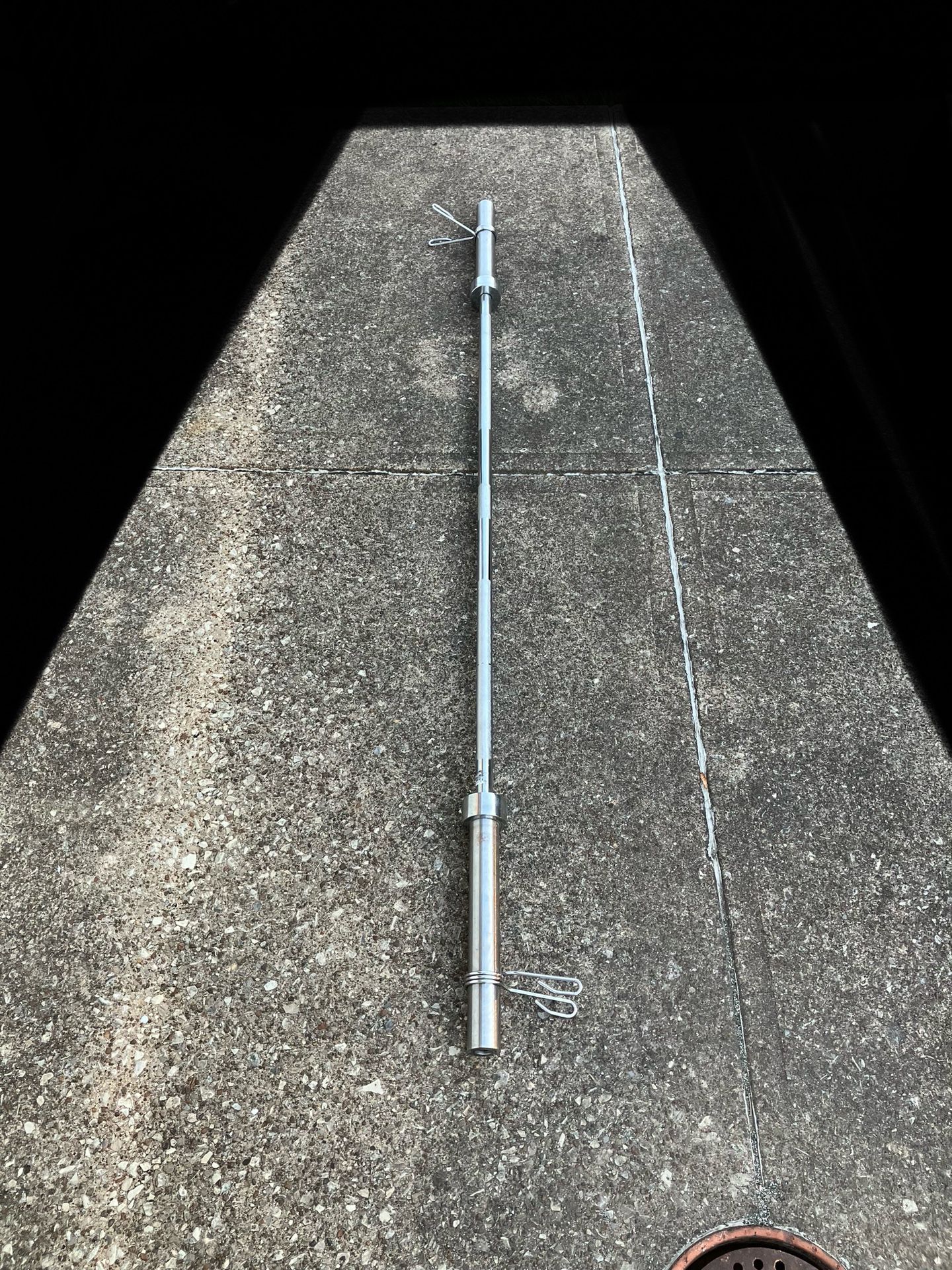 Olympic 2" 45lb Barbell 7' for weight plates bar weights plate 45 lb Ibs 45lbs 2 Inch hole diameter size