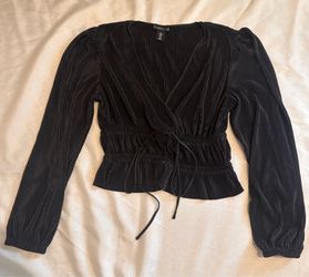 Black Pleated Wrap Top- Women’s Large