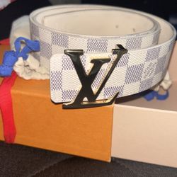 Louis  Vuitton Belt 44in