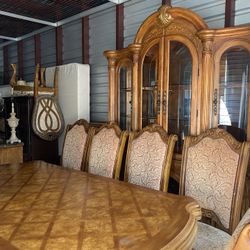 Top Grain Leather Michael Amini Dining Set 