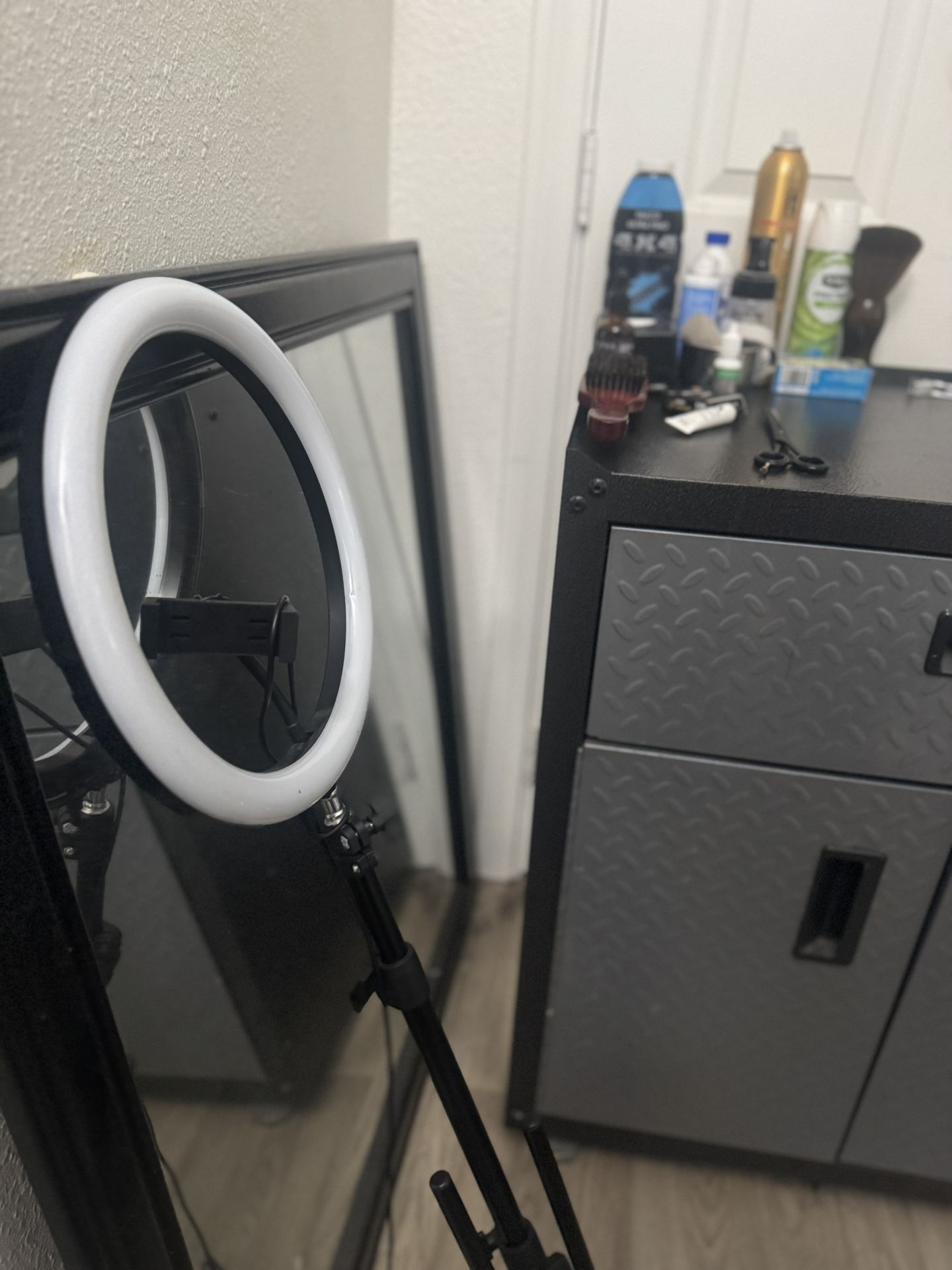 Barber Set Up