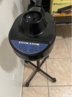 Steamer for facials
