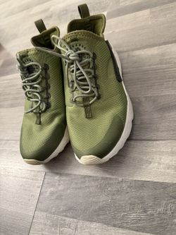 Nike Hurrache Women’s Sz 8 Like New