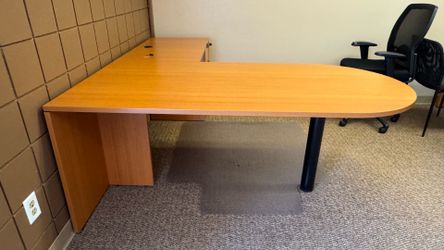 Office Desks