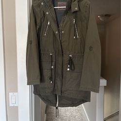 Levis green cargo jacket - woman’s size small 