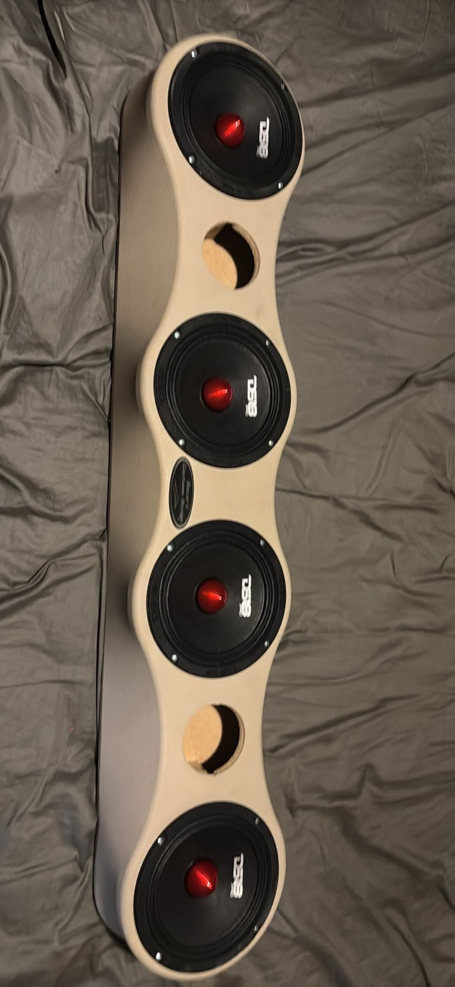Oscar custom’s Designs 4 Panel 2 Tweeters Speaker Rack Never Used Or Wired Up 4 Ds18 Redtips Included