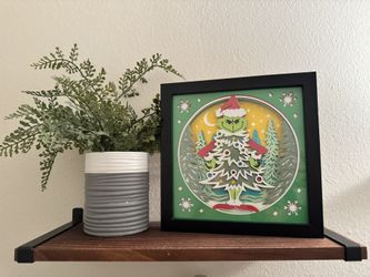 Grinch/whoville/light up/christmas/wall decor/frames/shadowbox/LED/3D 
