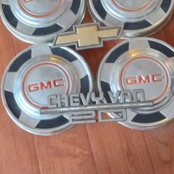 GMC Hubcaps