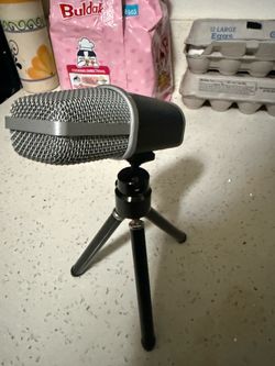 Condenser Microphone with Desktop Tripod Stand
