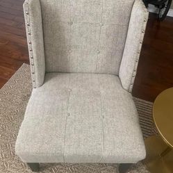 Accent Chairs