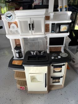 Kids Kitchen With Kitchen Items Only $20