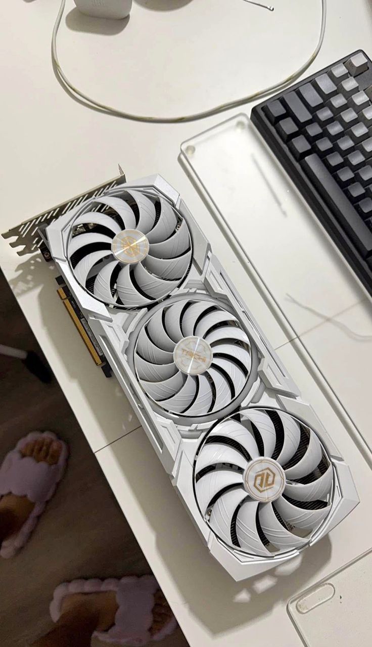 ASRock 7900xtx white Taichi