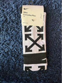Off white Nike Everyday Plus Dri-FIT Socks