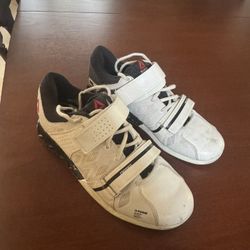 Men’s’ Reebok CrossFit lifters 8.5