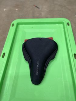 Brand new gel seat cover bikes or exercise bikes