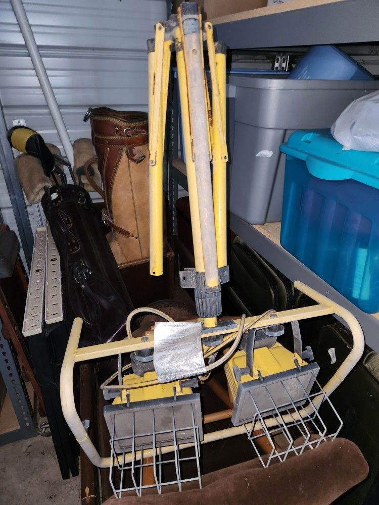 Shop Light Stand