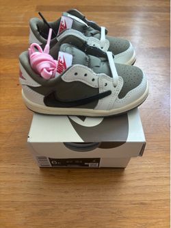 Sz. 6C Jordan 1 Low Travis Scott Medium Olive New