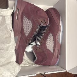 Jordan five burgundy