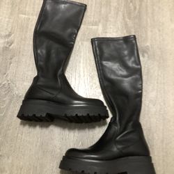 Aldo Women’s Boots Size 6