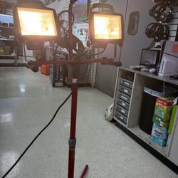 Craftsman Shop Light 