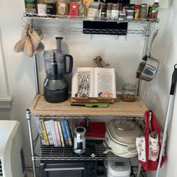 Kitchen / Bakers Rack 